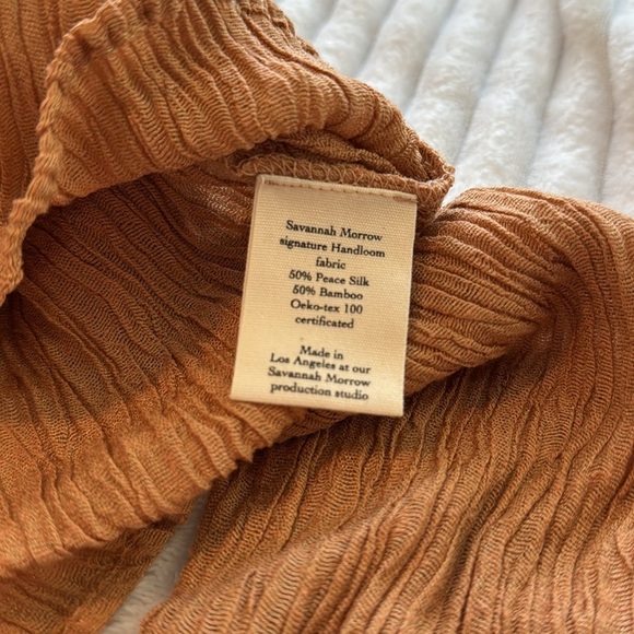 Savannah Morrow Amarillo Top in Sandstone - Picture 8 of 8